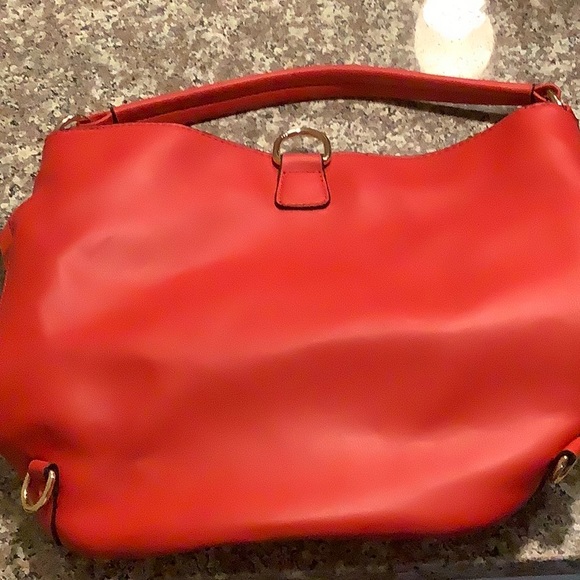 Kayla and Ava, Red Crossbody Bag/Purse, Gently Used, Good Condition - Picture 2 of 6